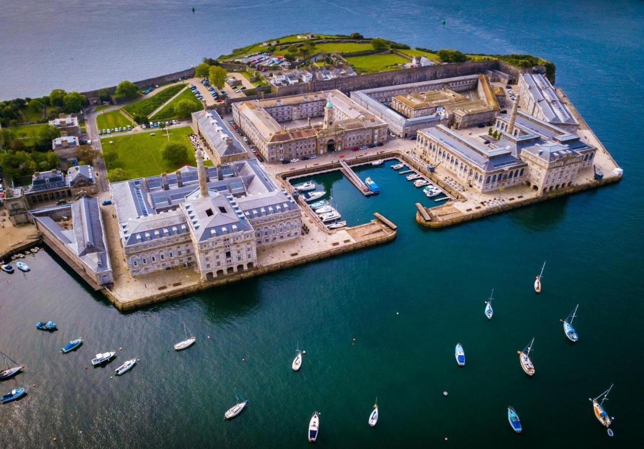 Two-Bedroom Apartment At Royal William Yard, פלימות' מראה חיצוני תמונה